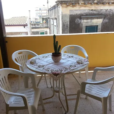 La Via Del Mare - Centro Storico Apartment *