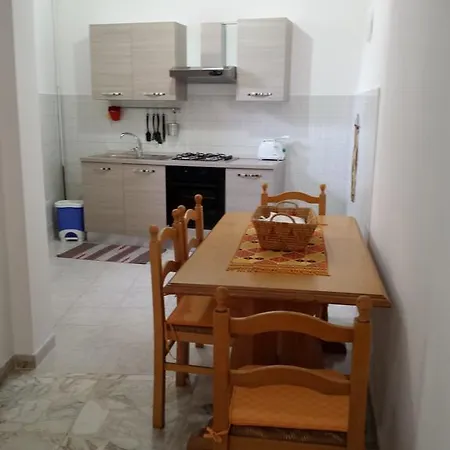 Lägenhet La Via Del Mare - Centro Storico